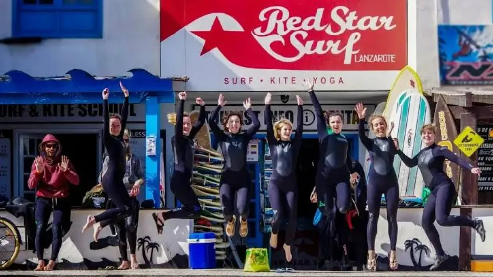 Red Star Surf en Famara · imagen 2