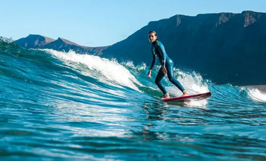 Surf School Lanzarote en Caleta de Famara